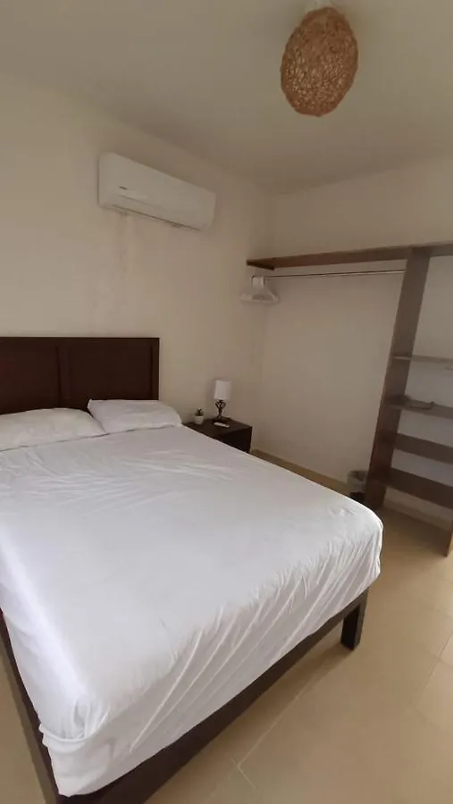 Departamento En Playa Del Carmen Con Piscina Apartment